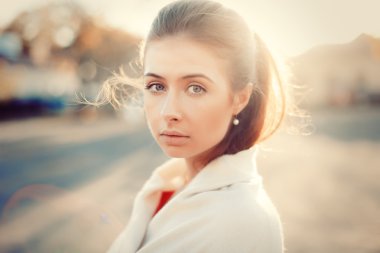 Kız açık bahar moda portre