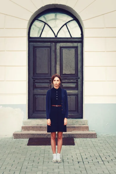 Menina em roupas retro . — Fotografia de Stock