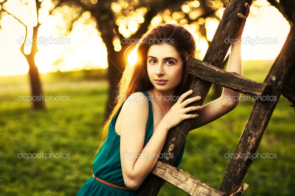 girl in the apple orchard