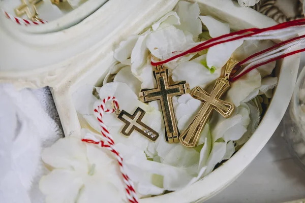 Trois Petites Croix Baptême Pendant Rituel Baptême Dans Église Arménienne — Photo