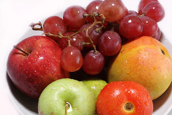 Frutas en tazón — Foto de Stock