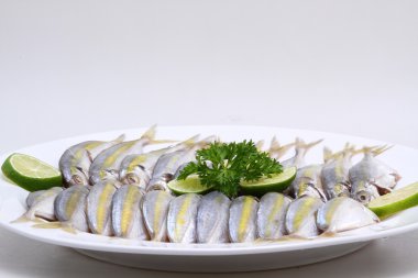 balıklar, marine edilmiş