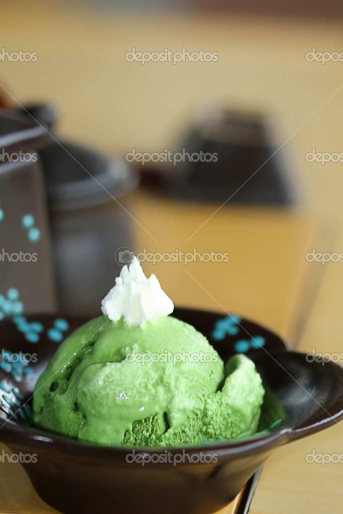 Green tea milk shake japanese style Stock Photo by ©ismedhasibuan 22141903