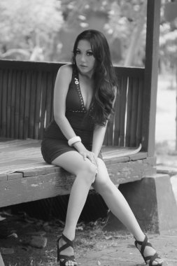 genç güzel hanımefendi poz