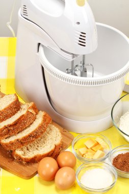 Mikser ve ekmek