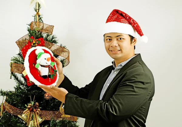 Człowiek świętuje Boże Narodzenie — Zdjęcie stockowe