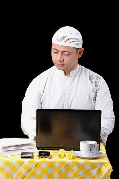 Unga indonesain muslim — Stockfoto