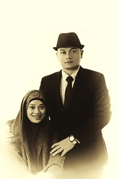 Young Indonesian couple — Stock Photo, Image