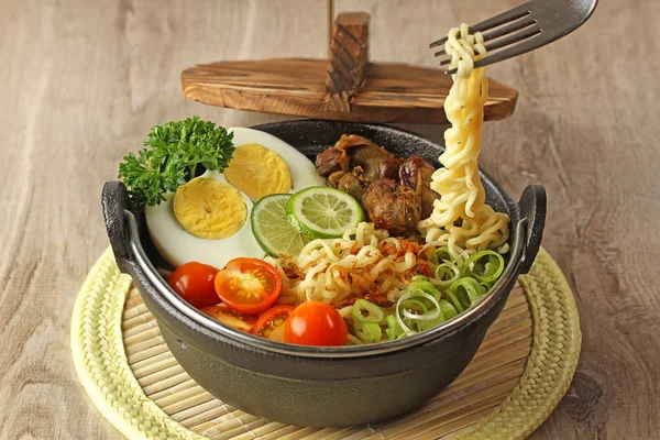 Indonesian noodle soup, soto mie — Stock Photo, Image
