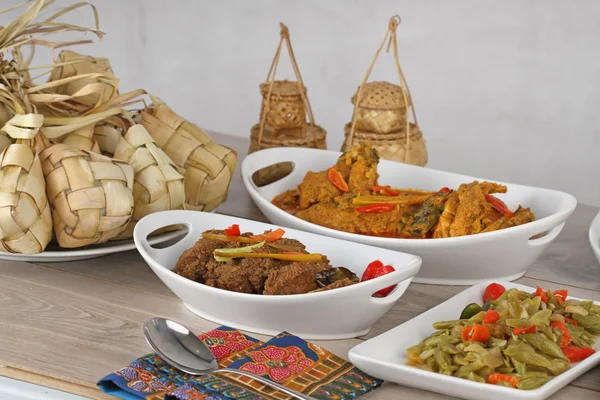คีททูจาเลบารัน อาหารอินโดนีเซีย — ภาพถ่ายสต็อก