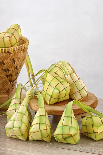 Ketupat lebaran, Indoneian food — Stock Photo, Image