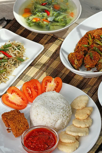 Menú almuerzo indonesio — Foto de Stock