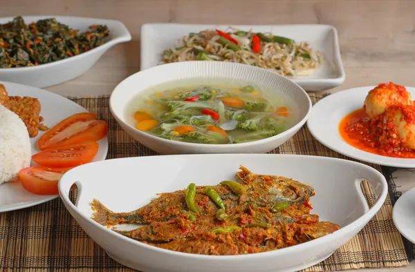 Menu makan siang Indonesia — Stok Foto