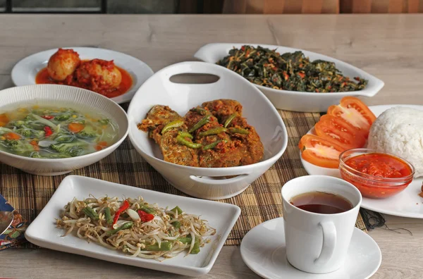 인도네시아 점심 메뉴 — 스톡 사진