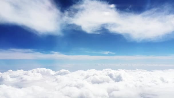 Nuvens e céu azul como fundo da natureza — Vídeo de Stock