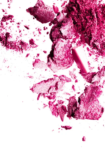 Cosmétiques en poudre, fard à paupières bio minéral, produit cosmétique rougissant ou écrasé isolé sur fond blanc, bannière maquillage et beauté, design flatlay — Photo