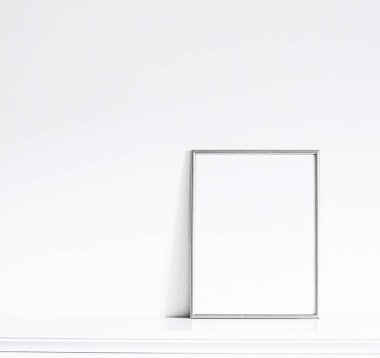 Beyaz mobilyalarda gümüş çerçeve, lüks ev dekorasyonu ve tasarım, poster baskısı ve basılabilir sanat, çevrimiçi dükkan vitrini