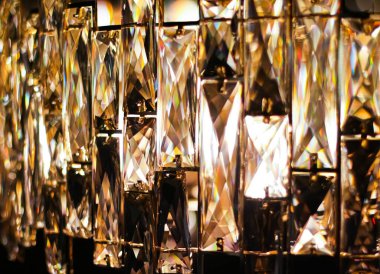 Ev dekorasyonu olarak kristal cam avize, iç tasarım ve lüks mobilya ayrıntıları, tatil davetiyesi geçmişi