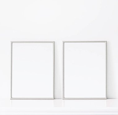 Beyaz mobilyalarda gümüş çerçeve, lüks ev dekorasyonu ve tasarım, poster baskısı ve basılabilir sanat, çevrimiçi dükkan vitrini