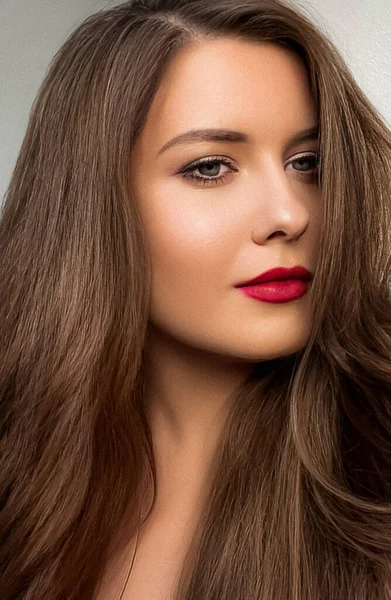 Ritratto Bellezza Bella Donna Con Acconciatura Lunga Chic Rossetto Rosso — Foto Stock