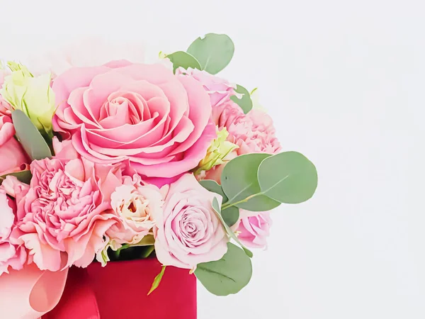 Beautiful Bouquet Pink Blooming Flowers Holiday Gift Luxury Floral Design — Fotografia de Stock