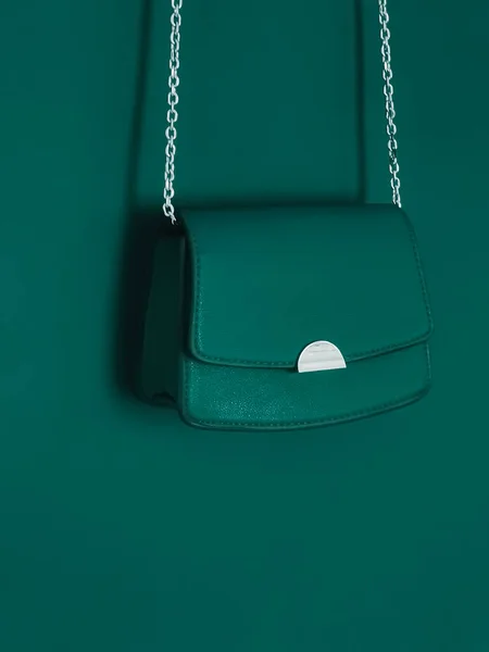 Emerald Green Leather Purse Silver Details Designer Bag Stylish Accessory — Stock Fotó