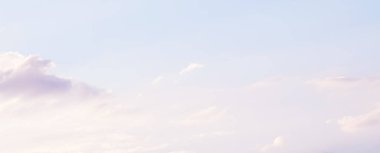 Soyut arka plan olarak rüya gibi gökyüzü, fantezi pastel renkler, doğa tasarım konseptinde güzellik