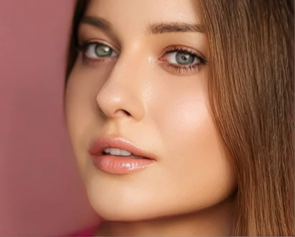 Beauty Makeup Skincare Cosmetics Model Face Portrait Pink Background Beautiful — ストック写真