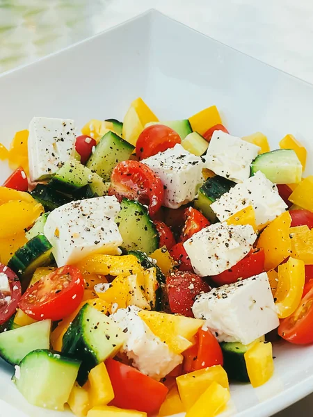 Fresh Vegetable Greek Salad Cherry Tomatoes Bell Pepper Cucumber Feta — Foto de Stock