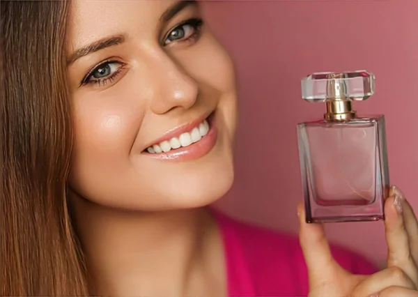 Perfume Beauty Product Cosmetics Model Face Portrait Pink Background Beautiful — Stockfoto