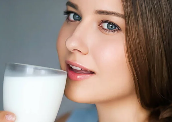 Diet Wellness Young Woman Glass Milk Protein Shake Cocktail Portrait — 图库照片