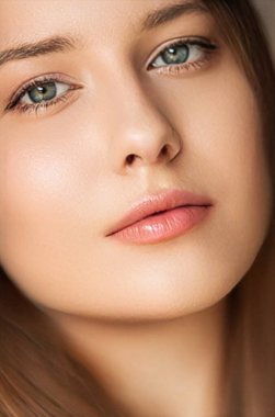 Natural beauty and no make-up look, beautiful young woman as skin care cosmetics and feminine brand concept, face portrait close-up