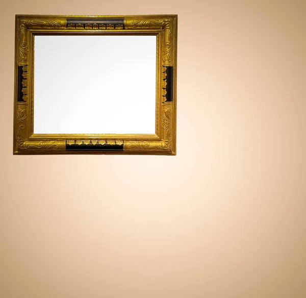 Antieke Kunstbeurs Galerie Frame Beige Muur Bij Veilinghuis Museum Tentoonstelling — Stockfoto