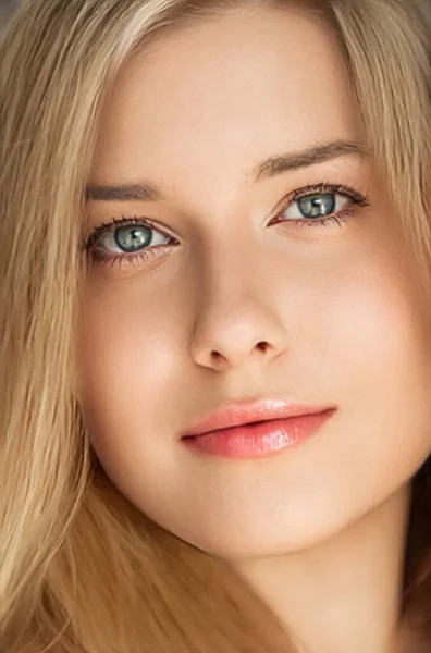 Natural Beauty Make Look Beautiful Young Woman Skin Care Cosmetics — Φωτογραφία Αρχείου