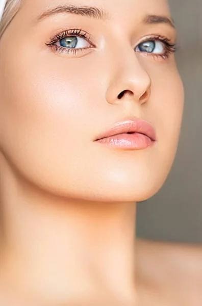 Perfect Skin Beauty Look Beautiful Face Young Woman Skincare Cosmetics — Fotografia de Stock