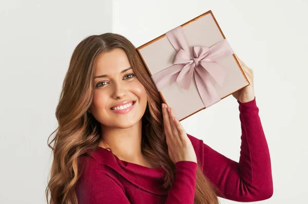 Holiday Present Birthday Baby Shower Wedding Luxury Beauty Box Subscription — Photo
