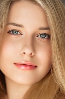 Natural beauty and no make-up look, beautiful young woman as skin care cosmetics and feminine brand concept, face portrait close-up