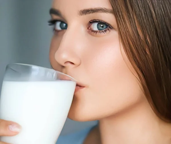 Diet Wellness Young Woman Drinking Milk Protein Shake Cocktail Portrait — Foto de Stock