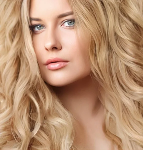 Účes Krása Péče Vlasy Krásná Blondýna Dlouhými Blond Vlasy Půvab — Stock fotografie