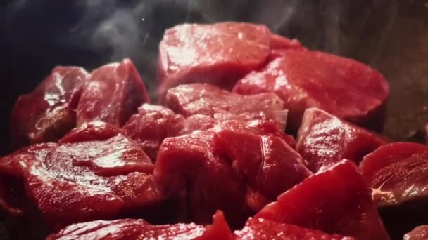 Red Meat Recipe Food Preparation Process Cooking Beef Frying Pan — Stock Video