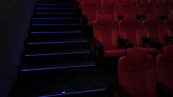 Cinema Entretenimento Assentos Vazios Cinema Vermelho Para Serviço Streaming Programas — Vídeo de Stock