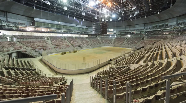 Wnętrza w nowo wybudowanym ice arena w parku olimpijskiego sochi, Federacja Rosyjska — Zdjęcie stockowe