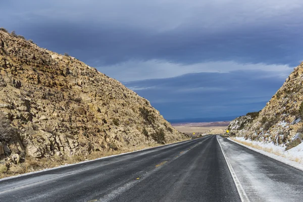 Snelweg naar de grand canyon, Verenigde Staten — Stockfoto