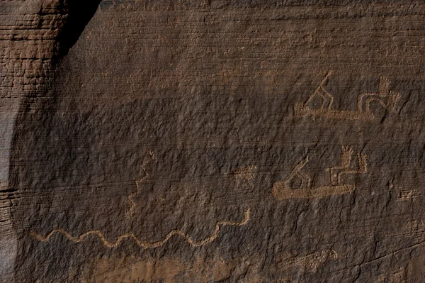 Petroglyph native Američané, tajemství údolí indické ruiny, monument valley, az — Stock fotografie