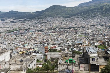 panoramik Quito, Ekvator