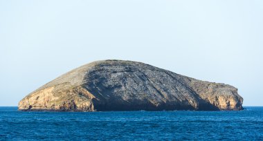 Yaz aylarında panoramik Galapagos Adası