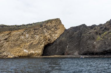 Isabella ada, galapagos mağara