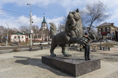 onun diş bir sable ile babr. Irkutsk şehrin sembolü
