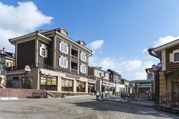 Antiguas casas de madera de Irkutsk, Rusia — Foto de Stock