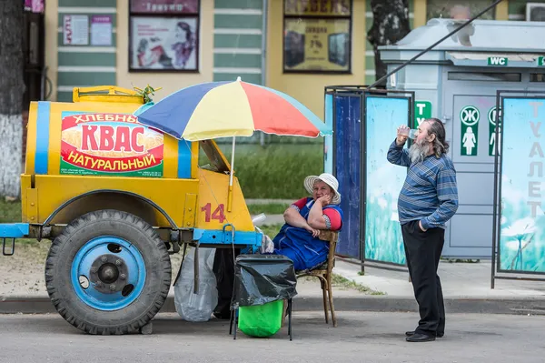 Cena urbana da vida de rua da cidade de Kostroma, Rússia — Fotografia de Stock